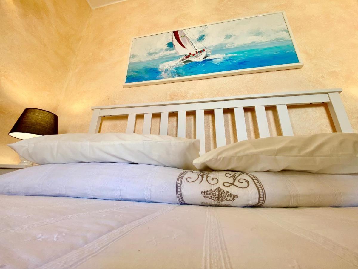 Caterina'S Charme Apartment Taormina Bagian luar foto